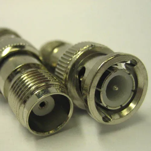 T.E.G. TNC naar BNC verloopadapter male female