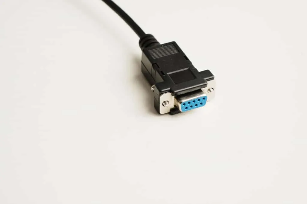 Microconnect Null Modem Seriële Kabel DB9-DB25 3m