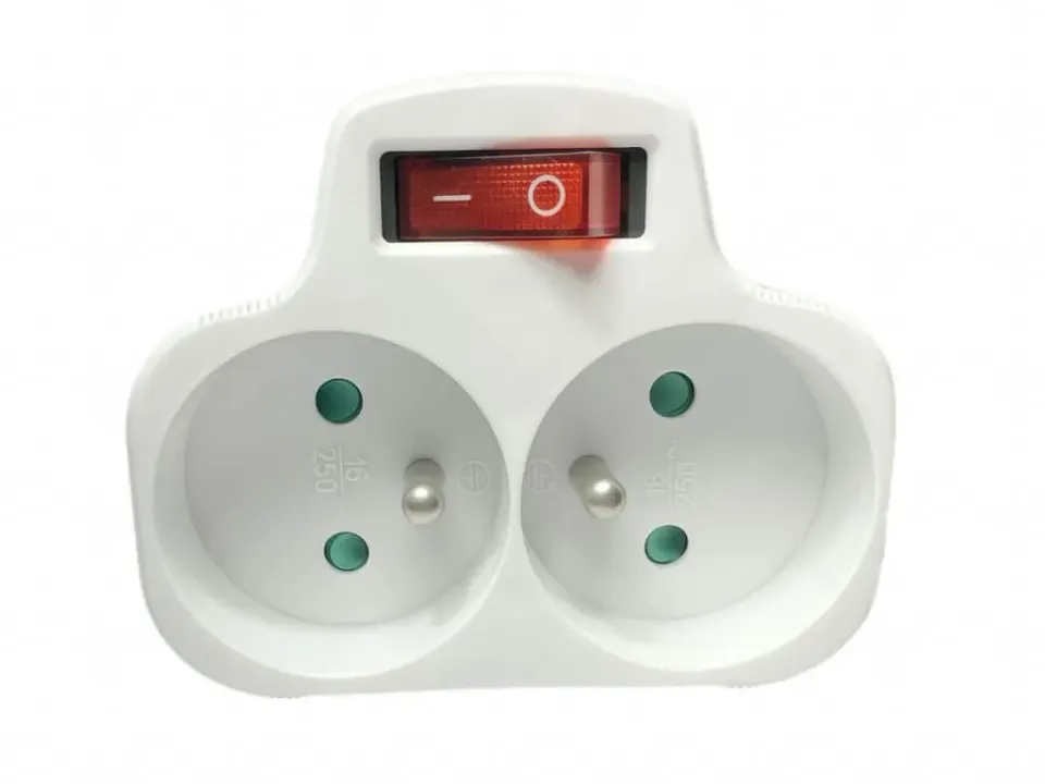 Microconnect EU naar 2x Type E splitter wit met schakelaar
