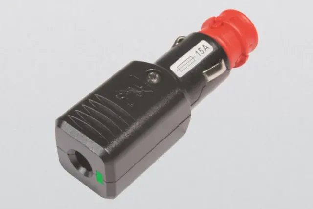 T.E.G. Auto Aanstekerplug male 15A met adapterring