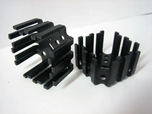 T.E.G. koelvinger 45x45x25mm aluminium zwart 6.8K/W