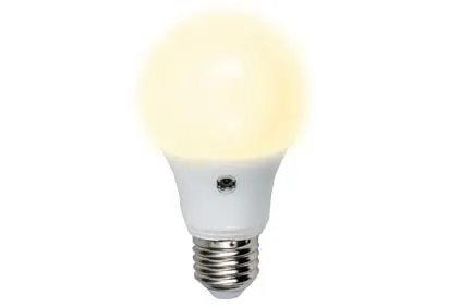 T.E.G. E27 9.5W LED gloeilamp met schemersensor