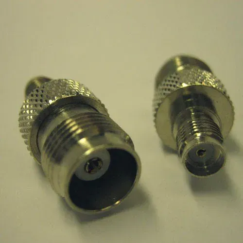 T.E.G. TNC naar SMA verloopadapter female-female