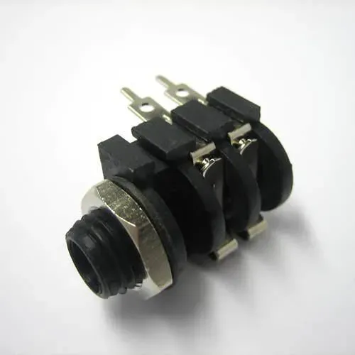 T.E.G. 6,3mm stereo chassisdeel met schakelaar