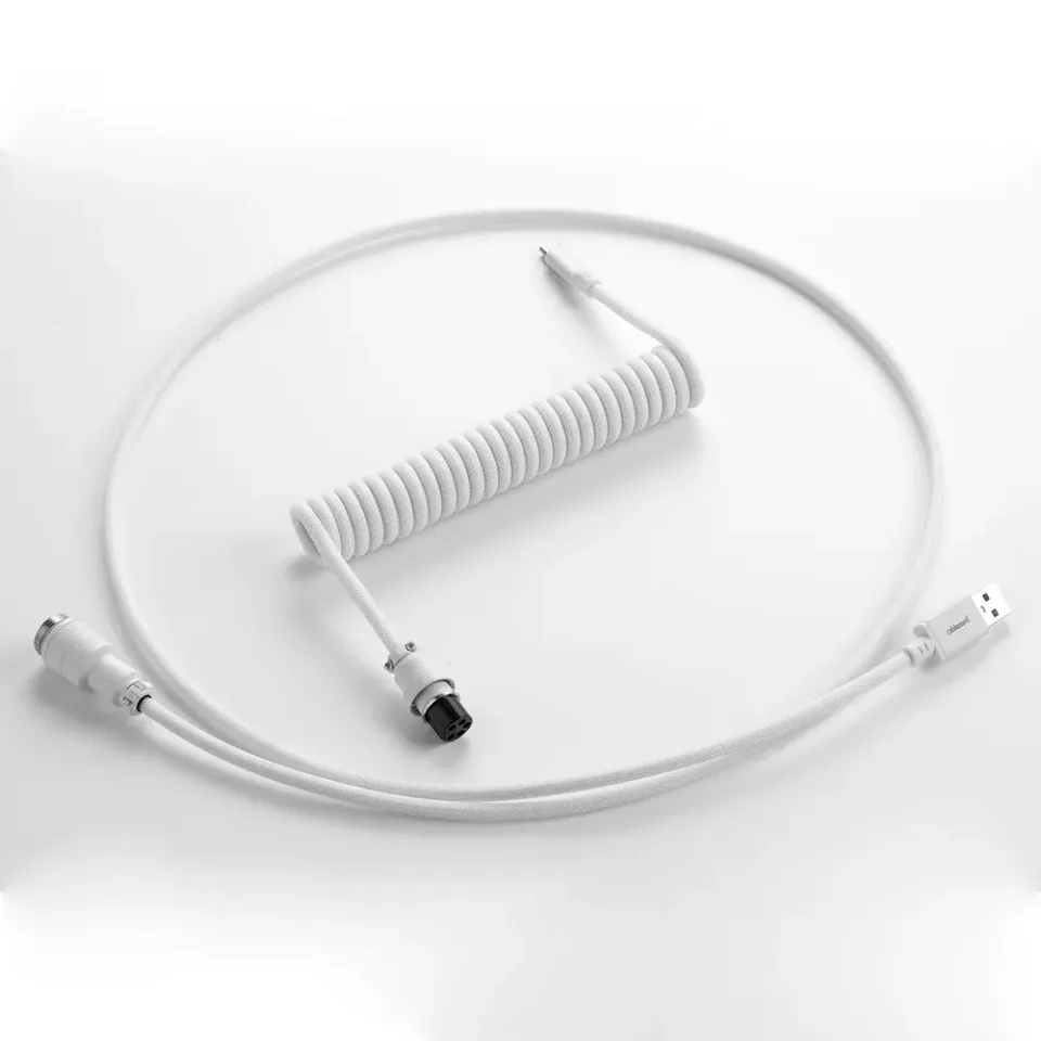 CableMod Pro Coiled toetsenbordkabel 150cm USB-C wit