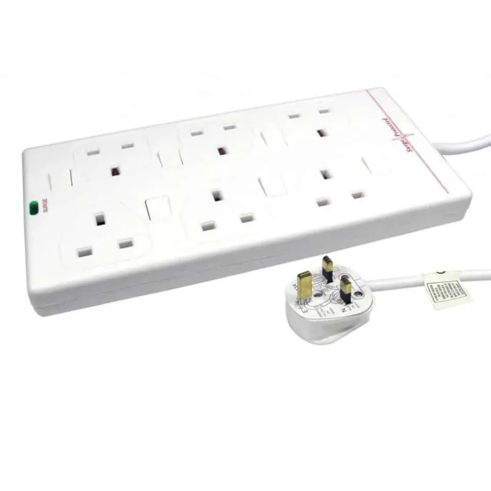 Microconnect 6-voudig UK stekkerdoos 2m met schakelaar