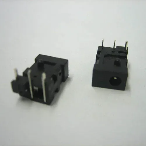 T.E.G. M40 voeding chassisdeel 2.4x0.75mm print