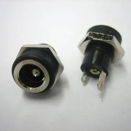 T.E.G. voeding chassisdeel 5,5x2,1mm 1-gats montage per stuk