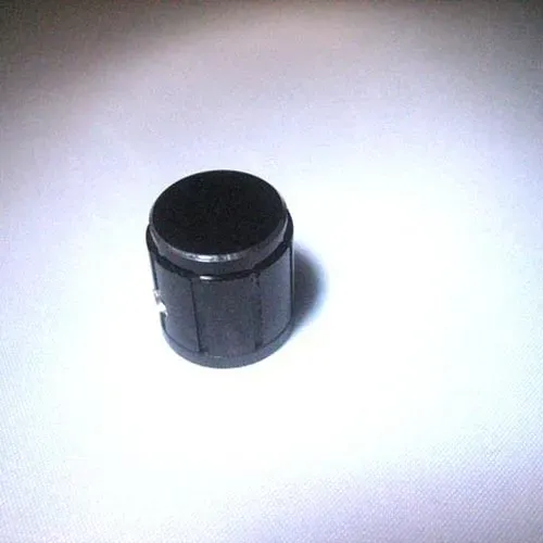 T.E.G. Draaiknop schroef 16x15mm as 6mm zwart