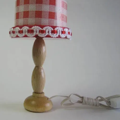 T.E.G. H0 Staandelamp Ruit 3,5V 70mm Tafelmodel