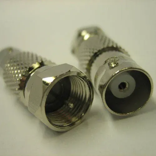 T.E.G. BNC female naar F male verloopadapter coax