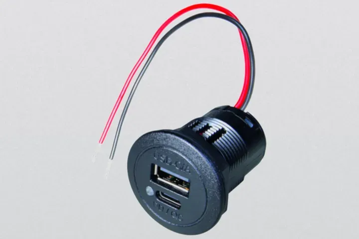 T.E.G. USB inbouwvoeding 8-34V naar 2x 5V A/C