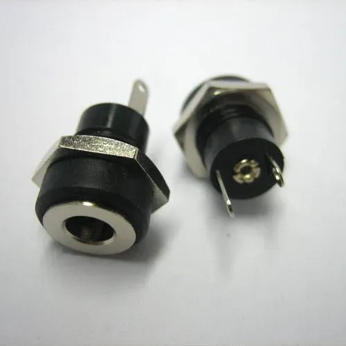 T.E.G. voeding chassisdeel 4,0x1,7mm 1-gats montage