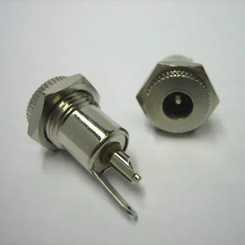 T.E.G. voeding chassisdeel 5,5/2,1mm betere kwaliteit