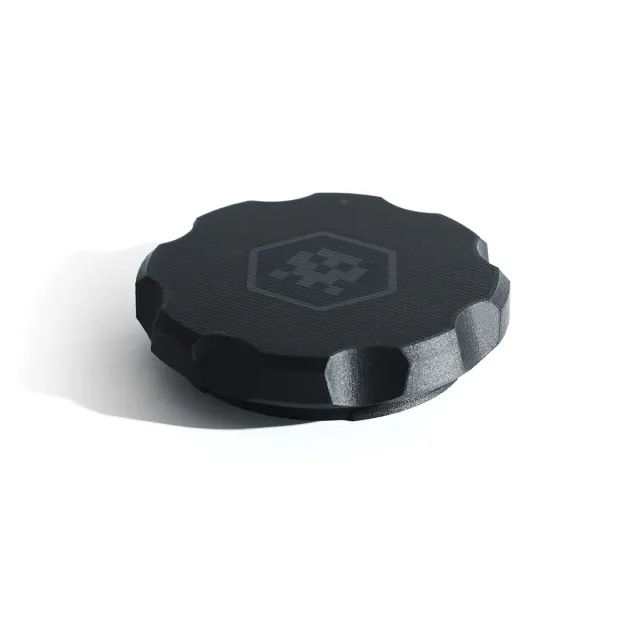 IQwire AirCap bodycap Sony E met AirTag-vak