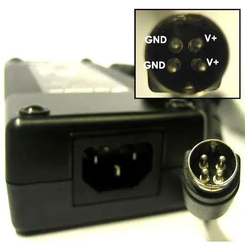 T.E.G. Laptopvoeding 15V 150W 10A 5,5x2,1 mm